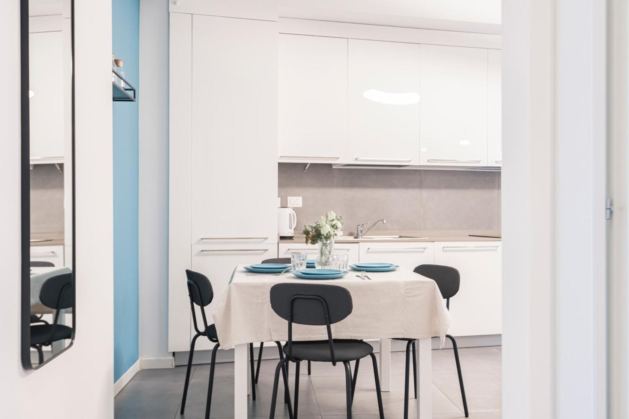 114 - Amazing Flat Fully Furnished In P.ta Romana * Milaan